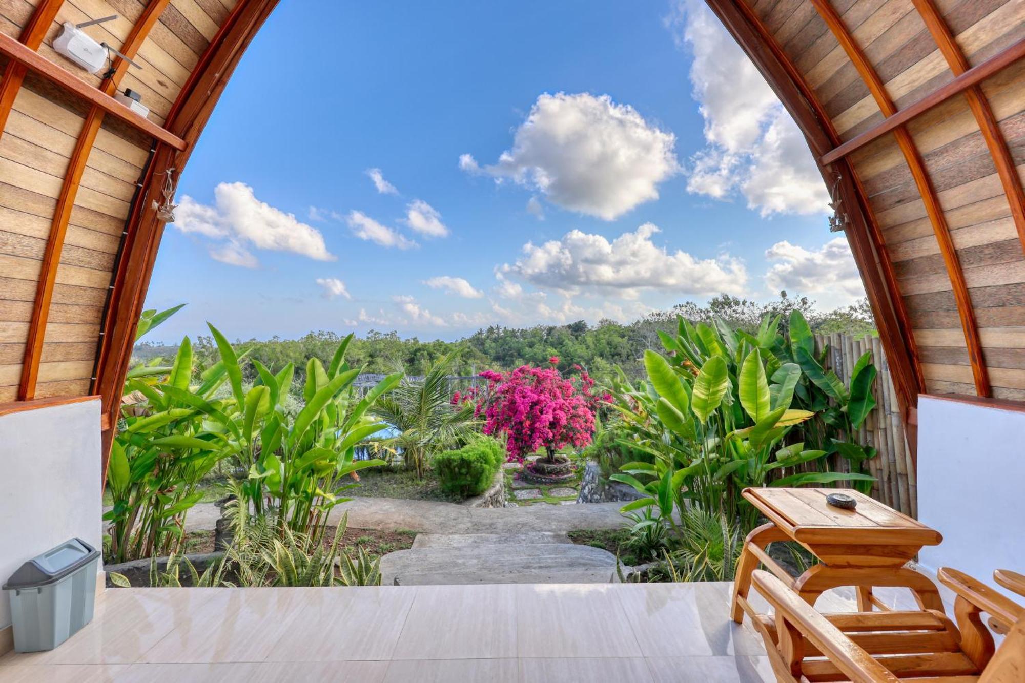 Bagia Bungalows Batumadeg Exterior photo