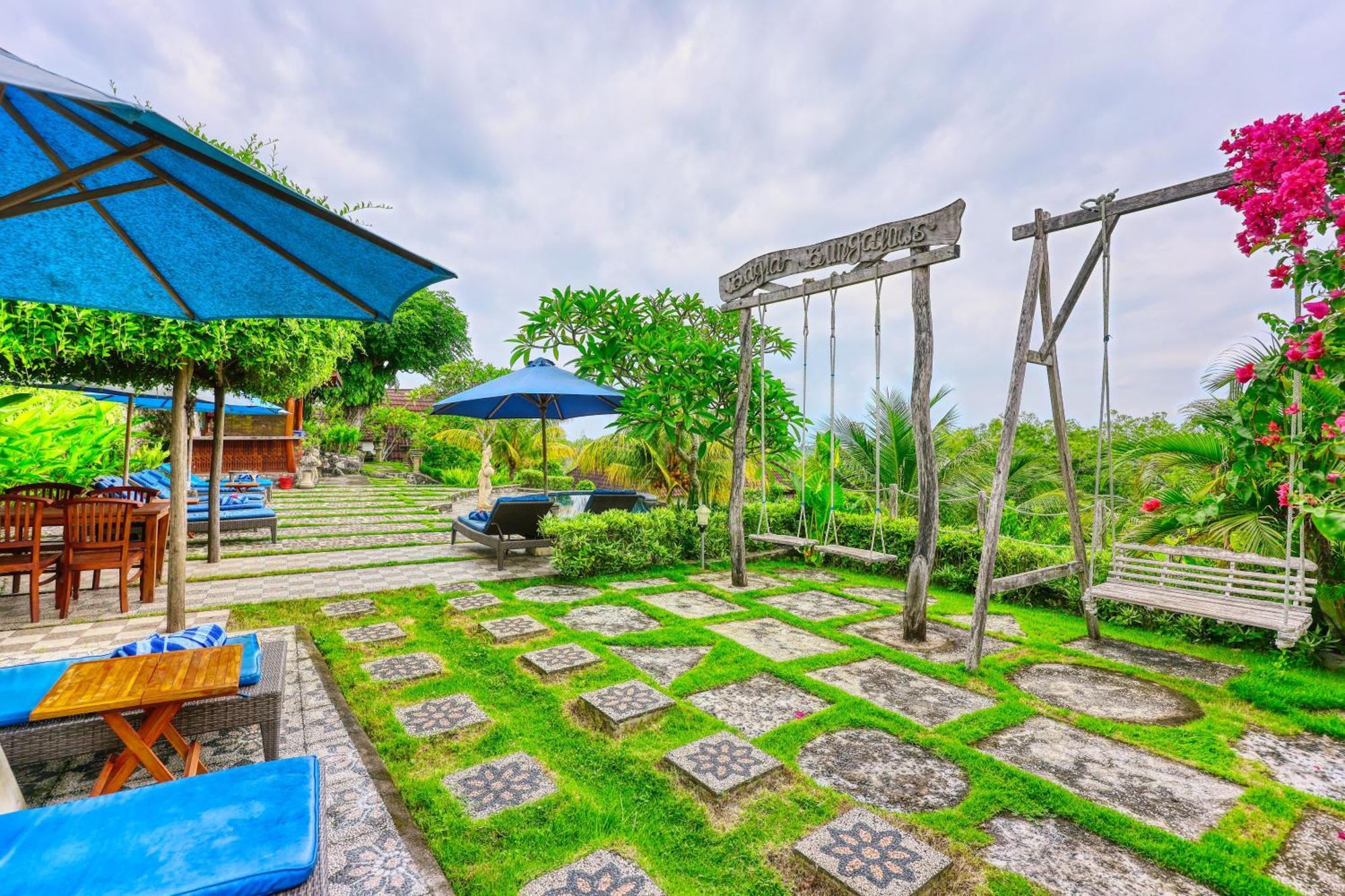 Bagia Bungalows Batumadeg Exterior photo