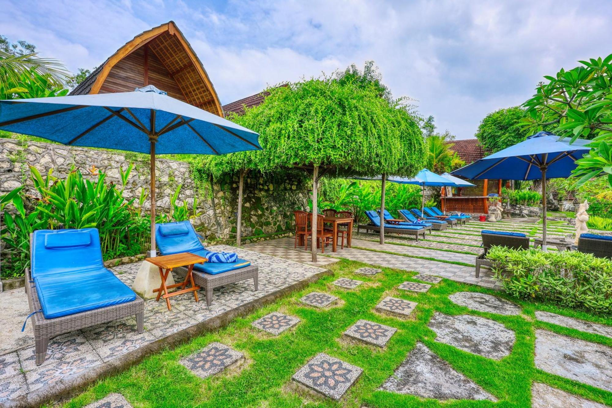 Bagia Bungalows Batumadeg Exterior photo