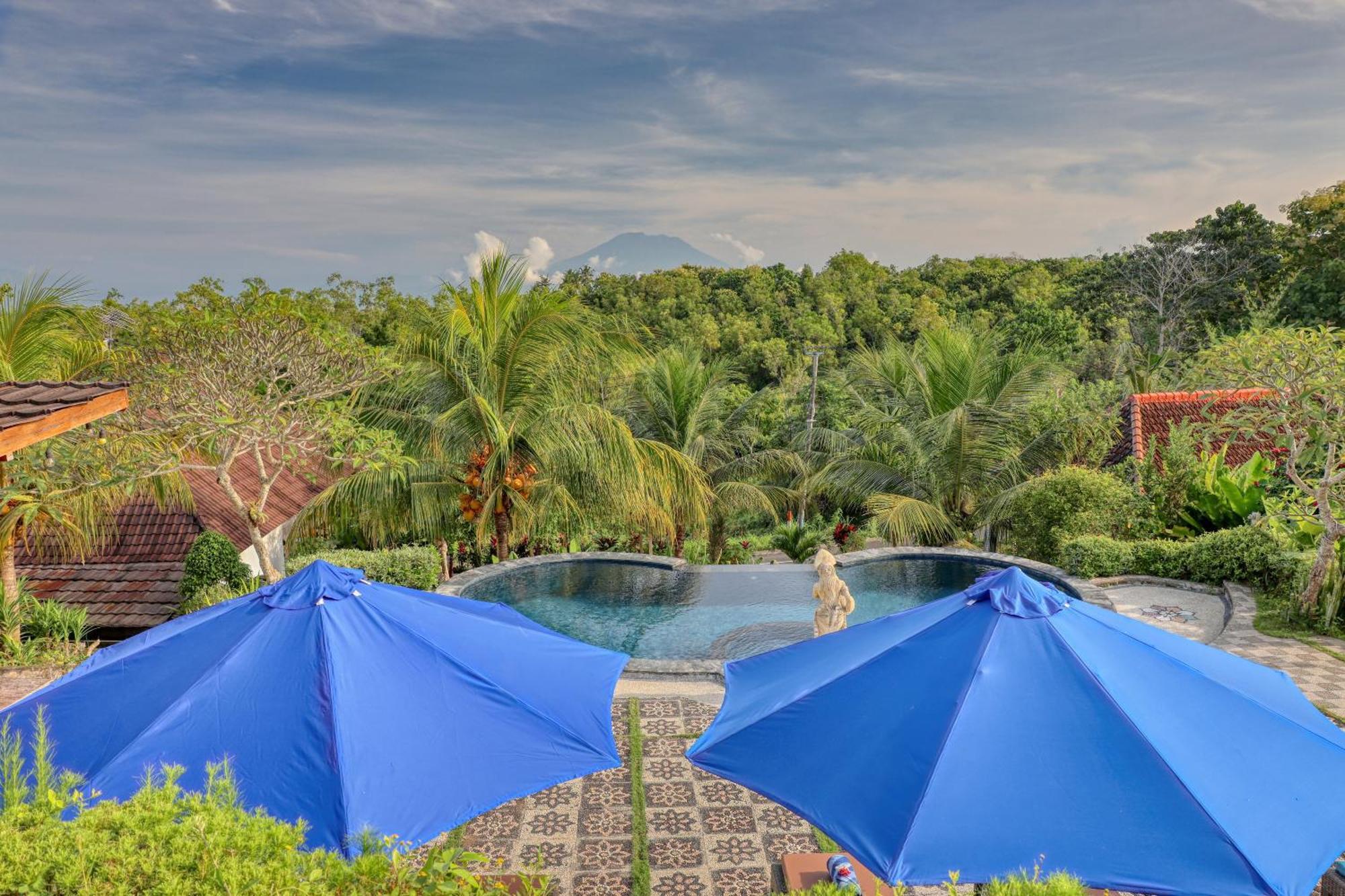 Bagia Bungalows Batumadeg Exterior photo