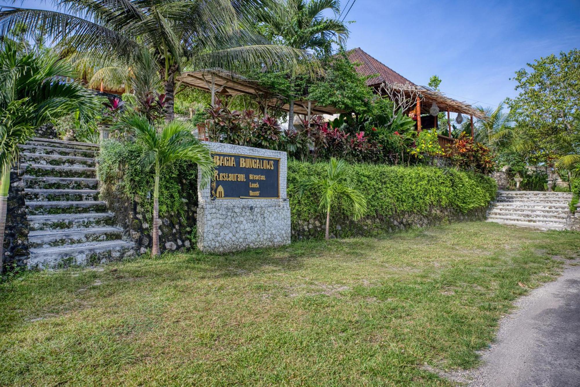 Bagia Bungalows Batumadeg Exterior photo