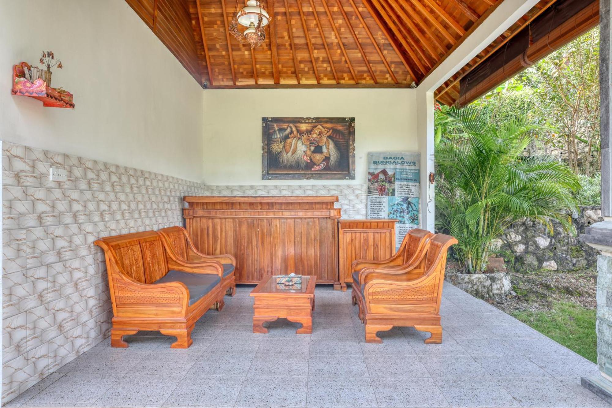 Bagia Bungalows Batumadeg Exterior photo