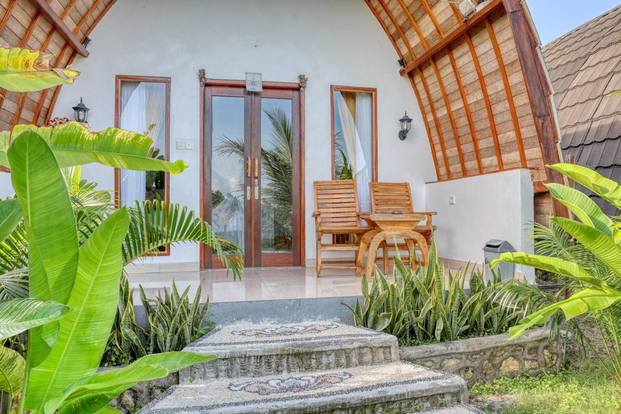 Bagia Bungalows Batumadeg Exterior photo